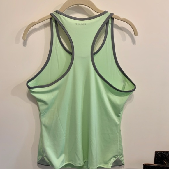 Adidas Women’s Club Tennis Tank Glow Green/Gray-M - Picture 2 of 6
